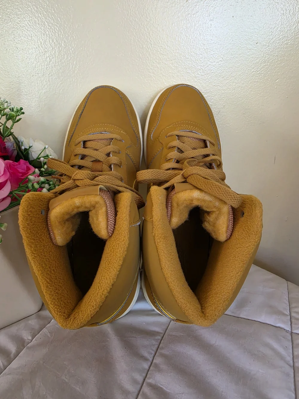 Nike Women's Ebernon Mid SE Wheat/Sail Sneakers Size 9